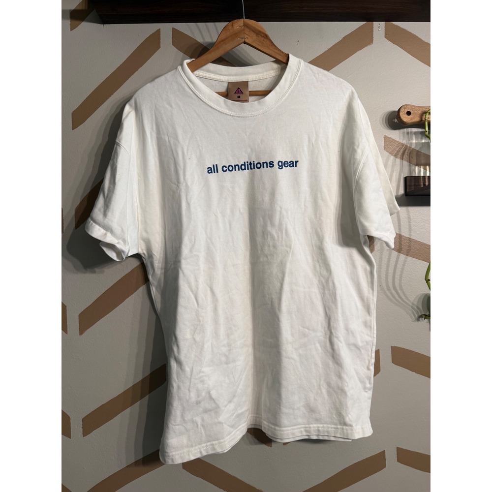 Nike ACG T-Shirt Women Small White All Conditions Gear Graphic BV8350-100